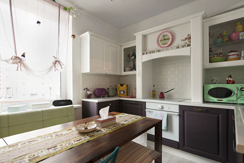 Provence style curtains in the kitchen - photo