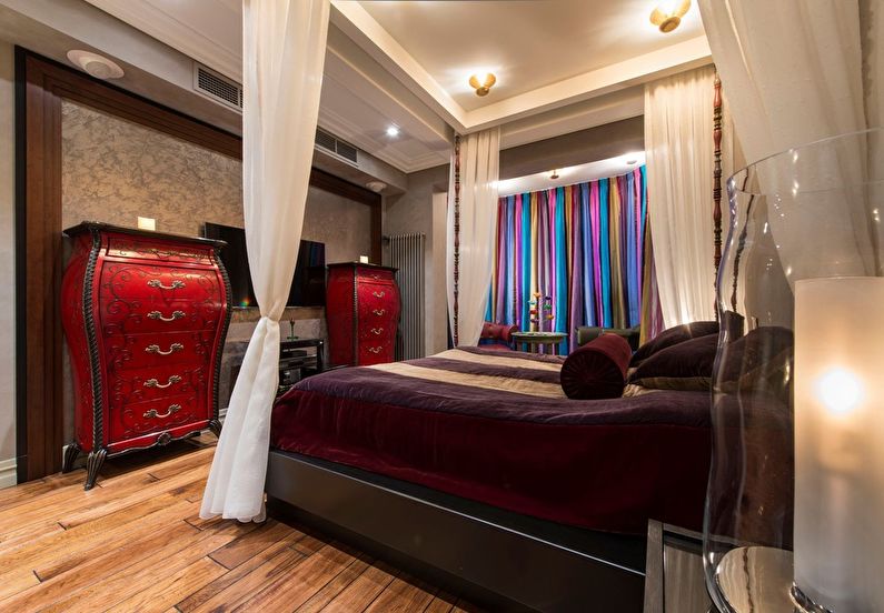 Apartment with Telephone Box - photo 10