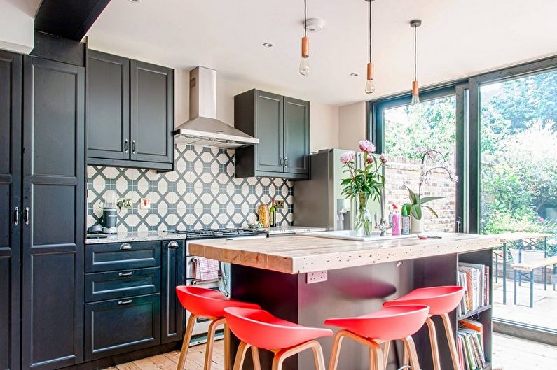 Red and black kitchen - Interior Design photo