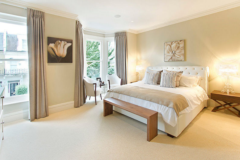 Beige bedroom - interior design photo