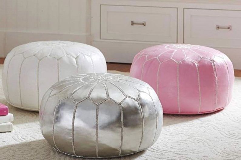 Pouf sa Hallway - Views