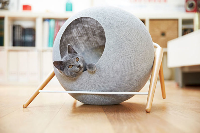 DIY cat house - photo