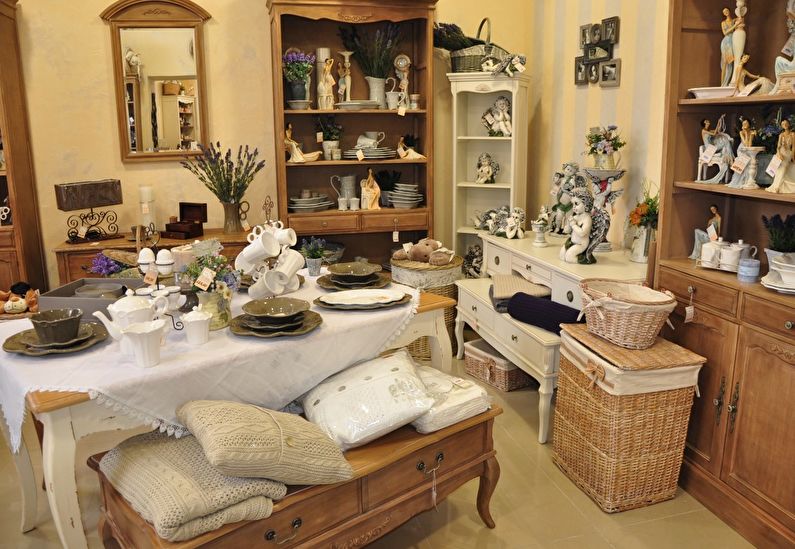 Provence in the interior - Textiles and Decor
