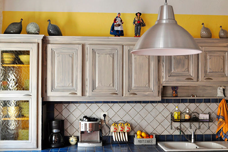 Kitchens in Provence Style - Interior Design