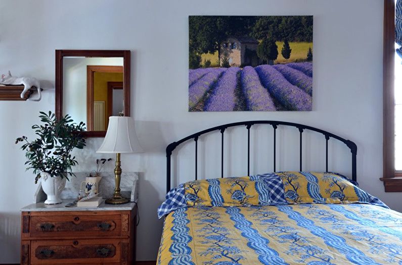 Provence Style Bedroom - Interior Design
