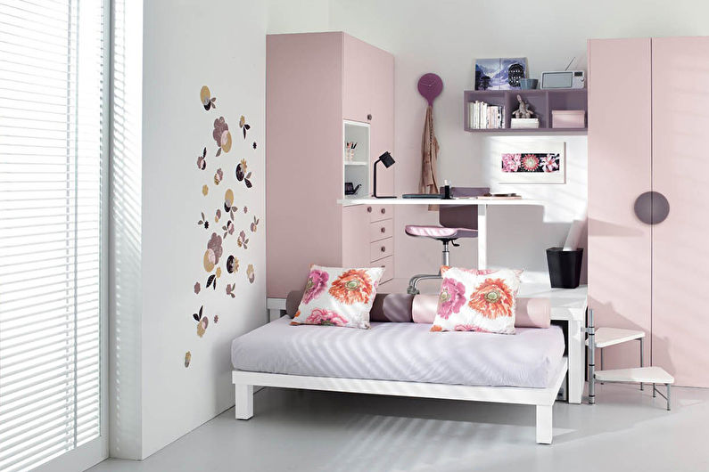 Room Design for Teenage Girls - Photo