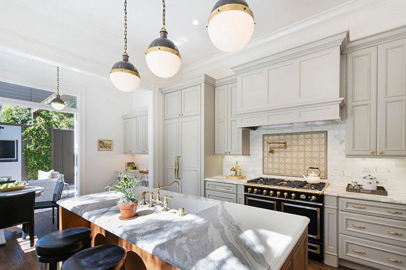 Ikea kitchen in classic style - Interior Design