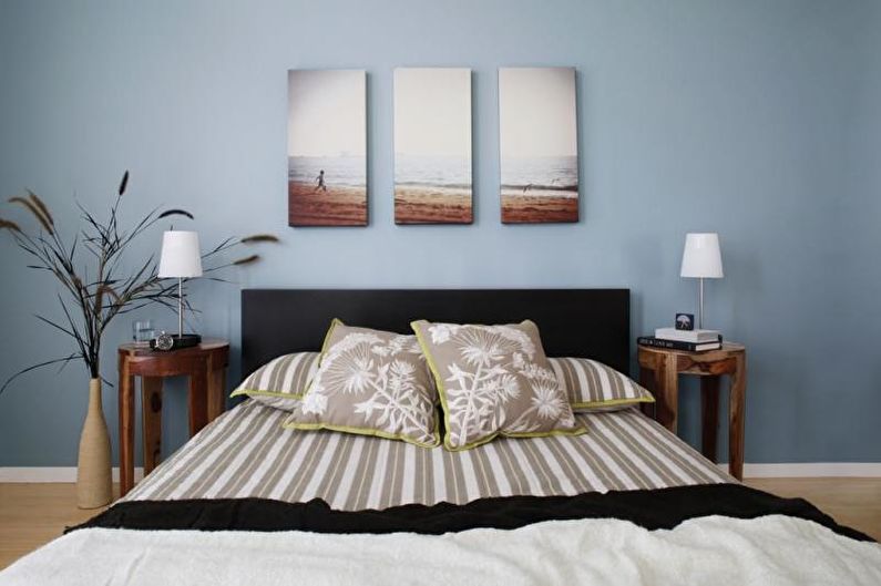 Modular paintings in the bedroom interior
