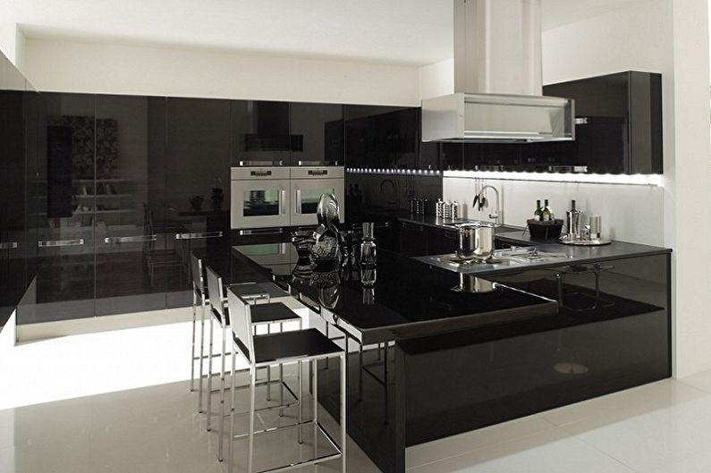Cuisine noire - photo de design d'intérieur