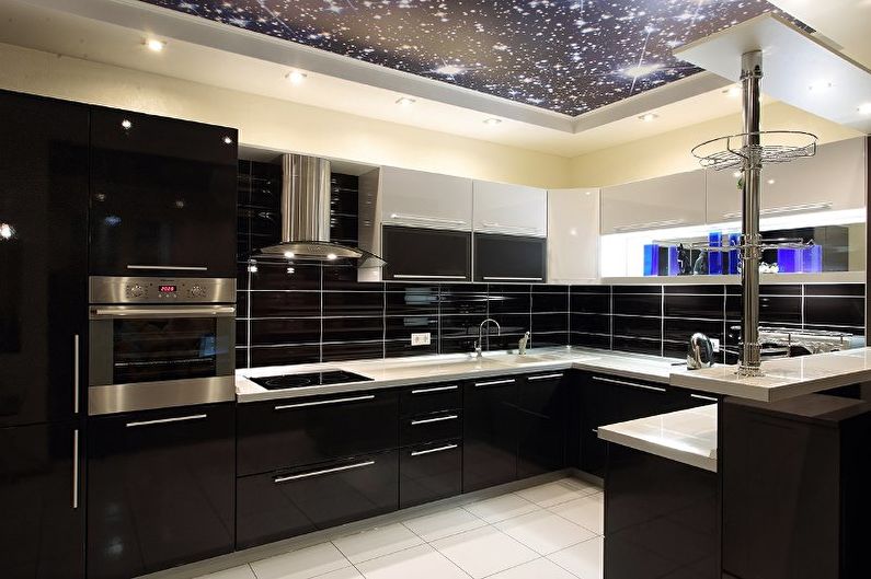 Cuisine noire - photo de design d'intérieur