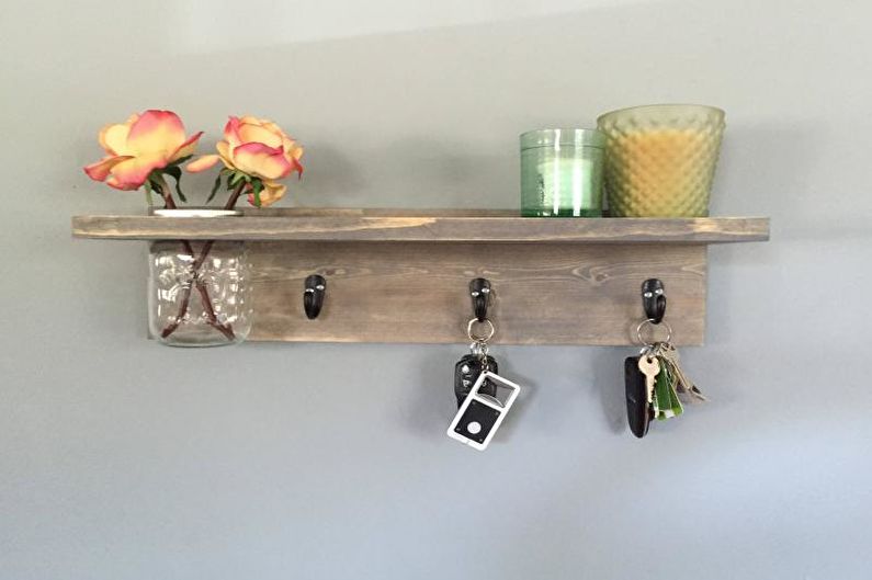 Wall key holder for an entrance hall - photo ideas