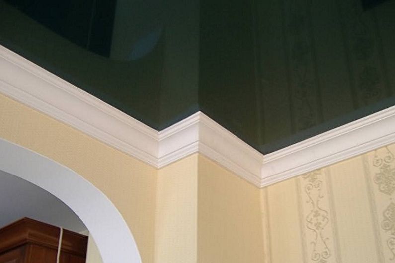 Types of skirting boards for suspended ceilings - Foam borders