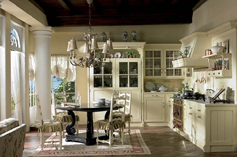 Chandelier for the kitchen - photo