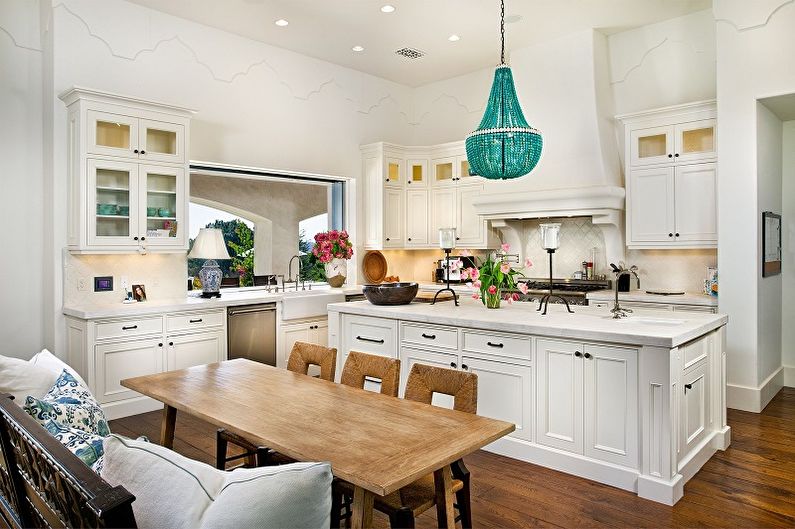Chandelier for the kitchen - photo