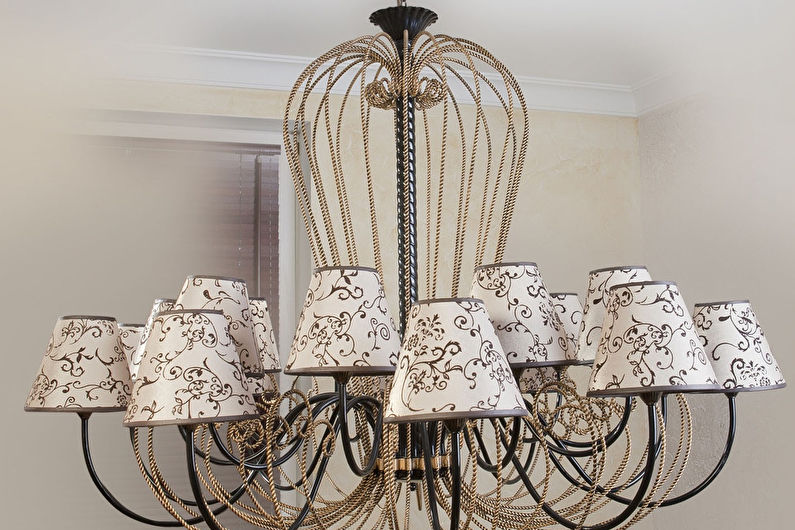 DIY lustras gaisma - Provence stils