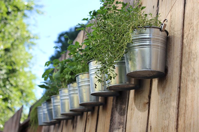 Decoratiuni de gradina DIY - Garduri si garduri