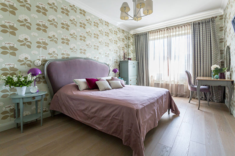 Interior design bedroom in a classic style - photo