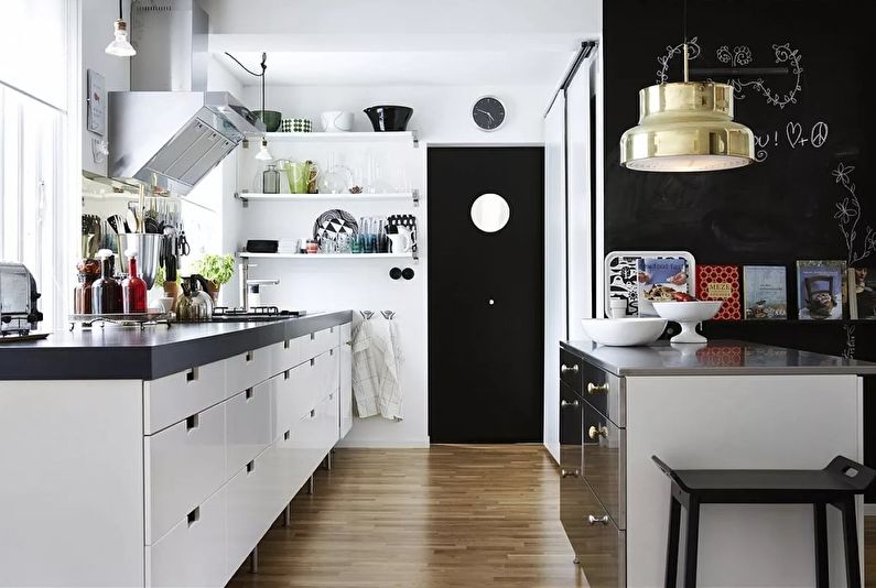 Black and white color in the interior - Main features