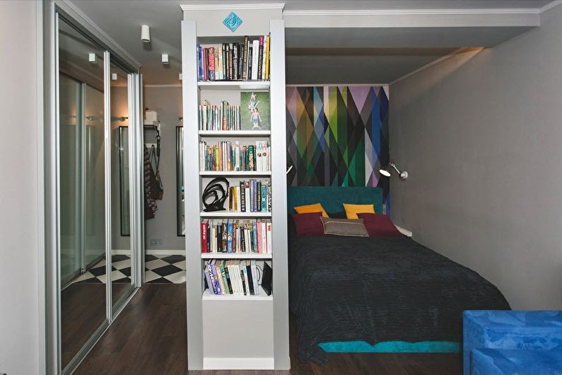 Zoning of a studio apartment in Khrushchev
