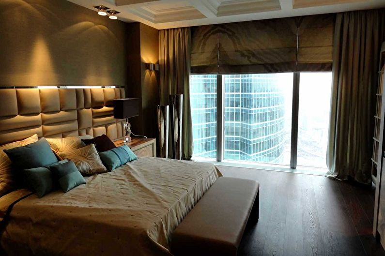 Roman curtains in the interior - photo