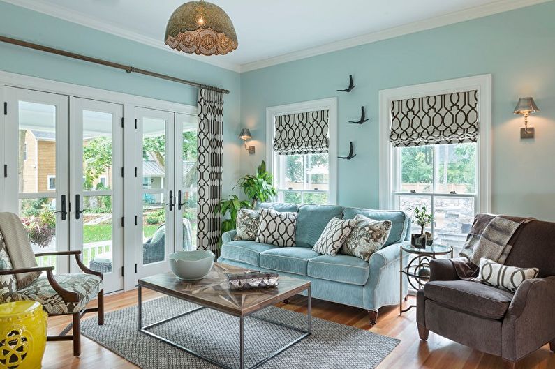 Roman curtains in the interior - photo