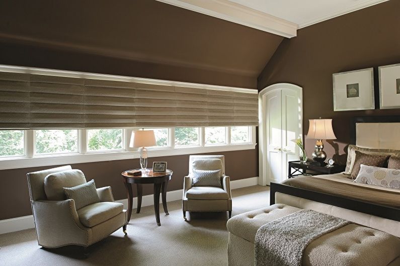 Roman curtains in the interior - photo