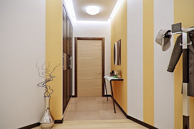 Corridor in the apartment - interior design photo