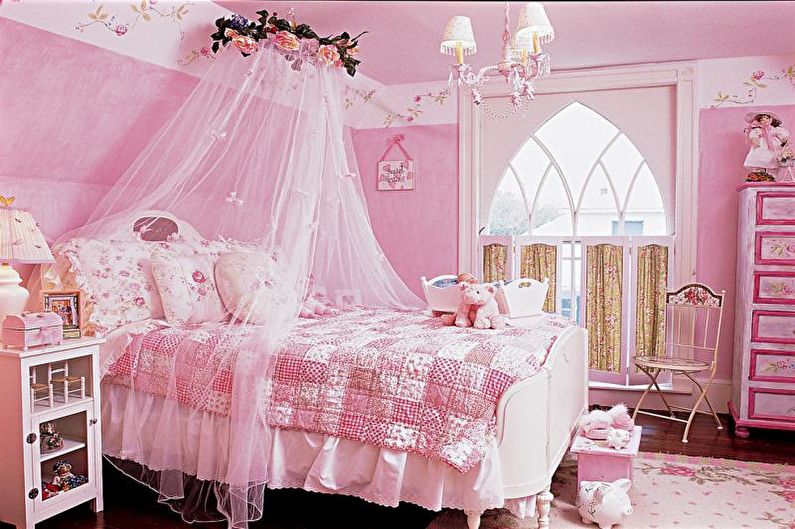 Pink kids room - interior design photo