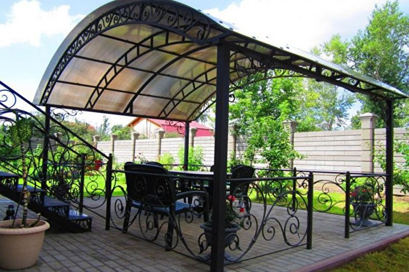 How to make a polycarbonate gazebo with your own hands
