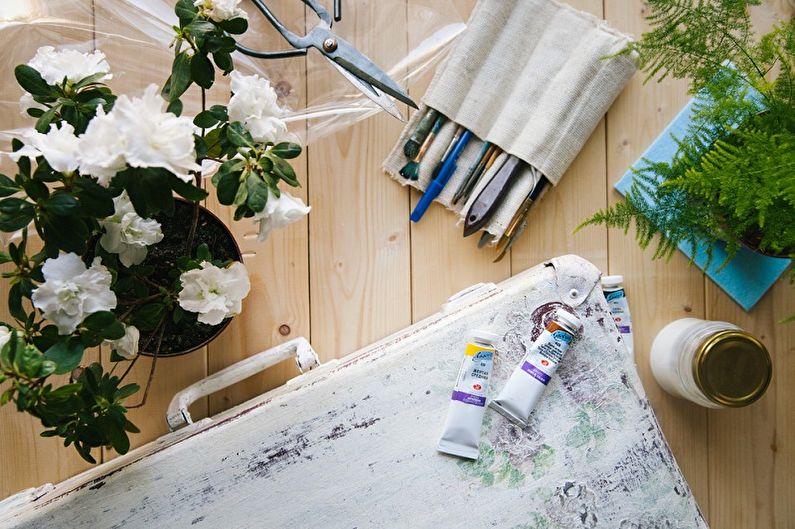 DIY flower pot from a suitcase
