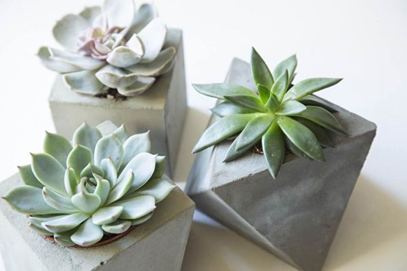 DIY flower pot - photo