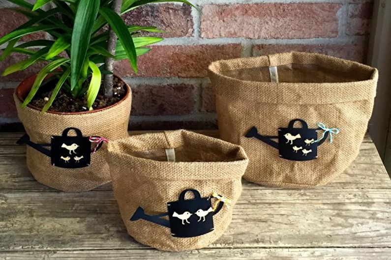 DIY flower pot - photo