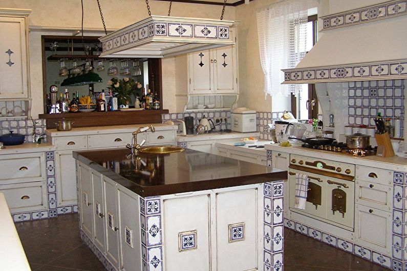 Oriental style kitchen - interior design photo