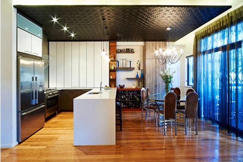 Gray tulle in the kitchen