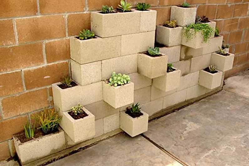 DIY flowerbed - photo