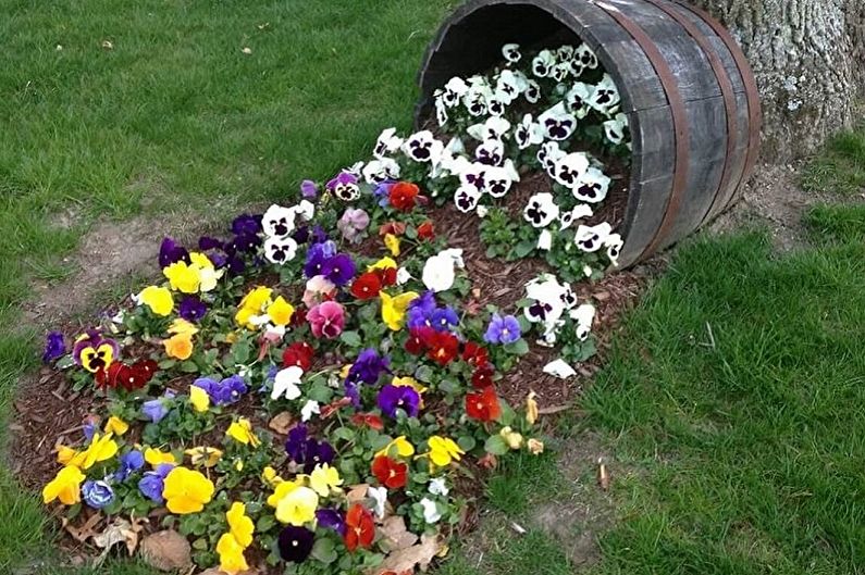 DIY flowerbed - photo