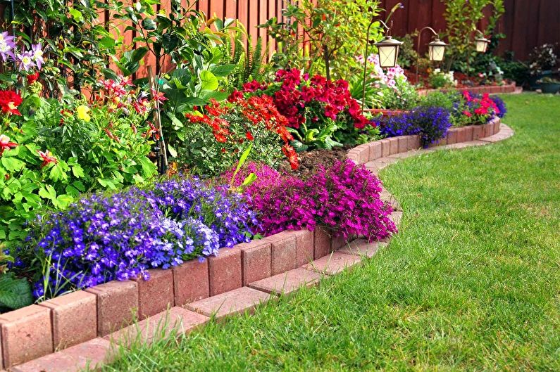 DIY flowerbed - photo