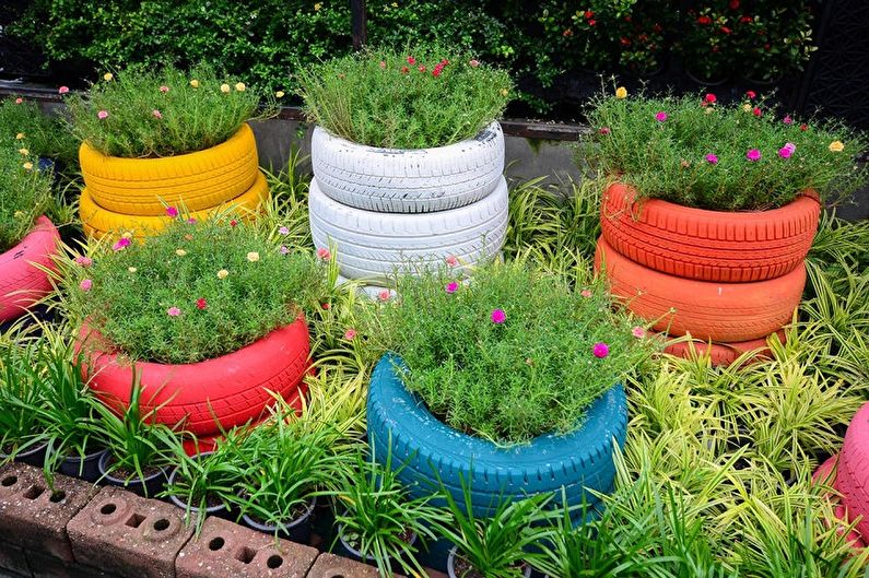 DIY flowerbed - photo