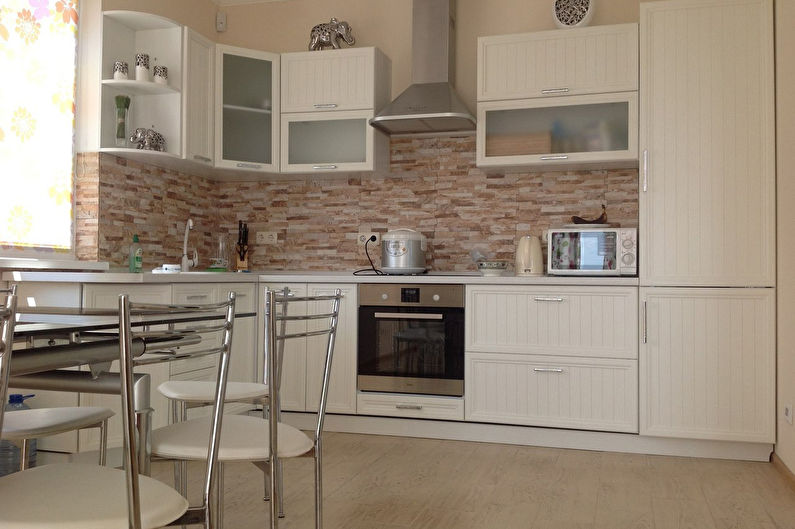 Kitchen apron made of stone - photo