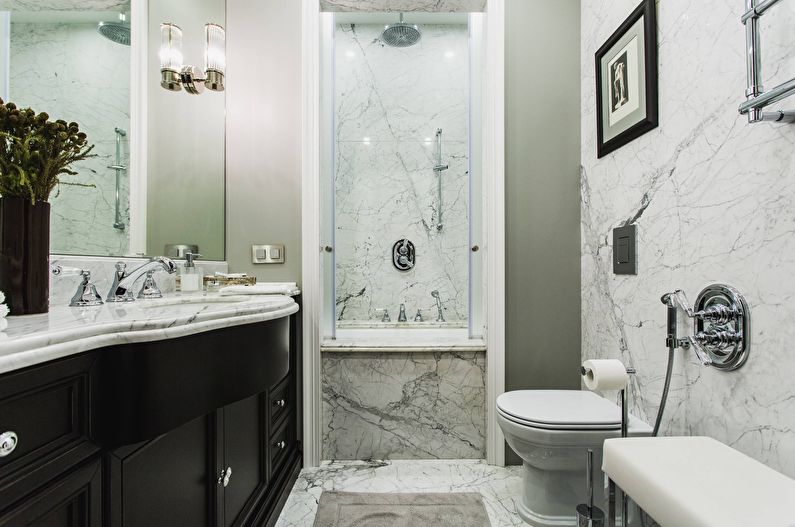 Classic Bathroom - Wall Decoration