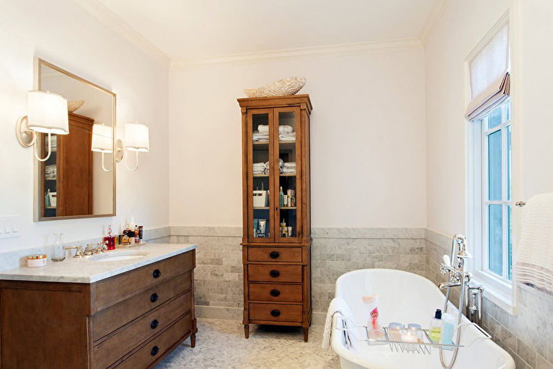 Interior design of a classic-style bathroom - photo