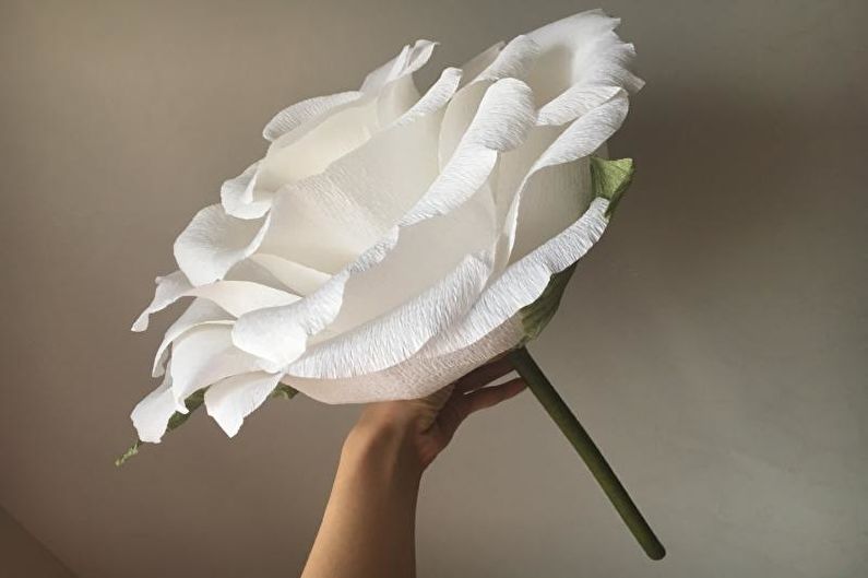 DIY corrugated paper rose