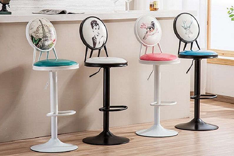 Bar stools for the kitchen - photo