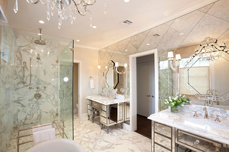 Mirror in the bathroom - photo
