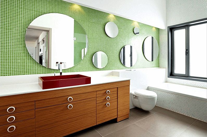 Mirror in the bathroom - photo