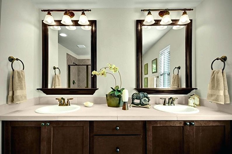 Mirror in the bathroom - photo