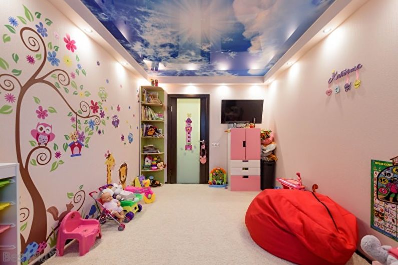 Stretch ceiling in the nursery - Photocloth