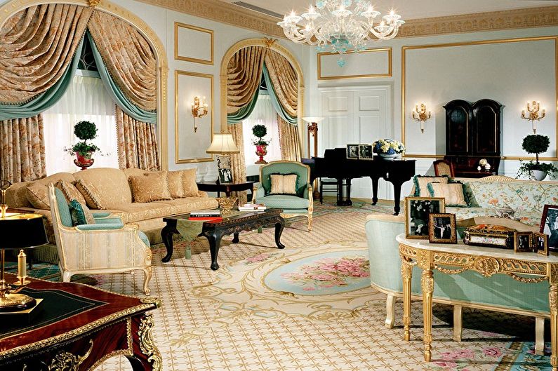 Turquoise and Gold - The combination of colors in the interior
