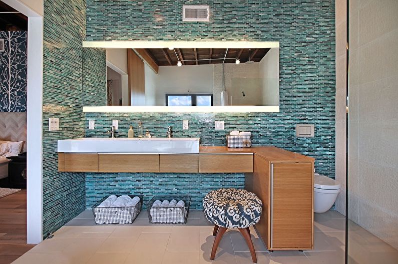 Turquoise bathroom photo - Interior Design