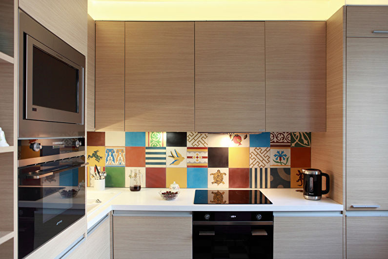 Interiorisme de cuina de 7 m2 - Foto